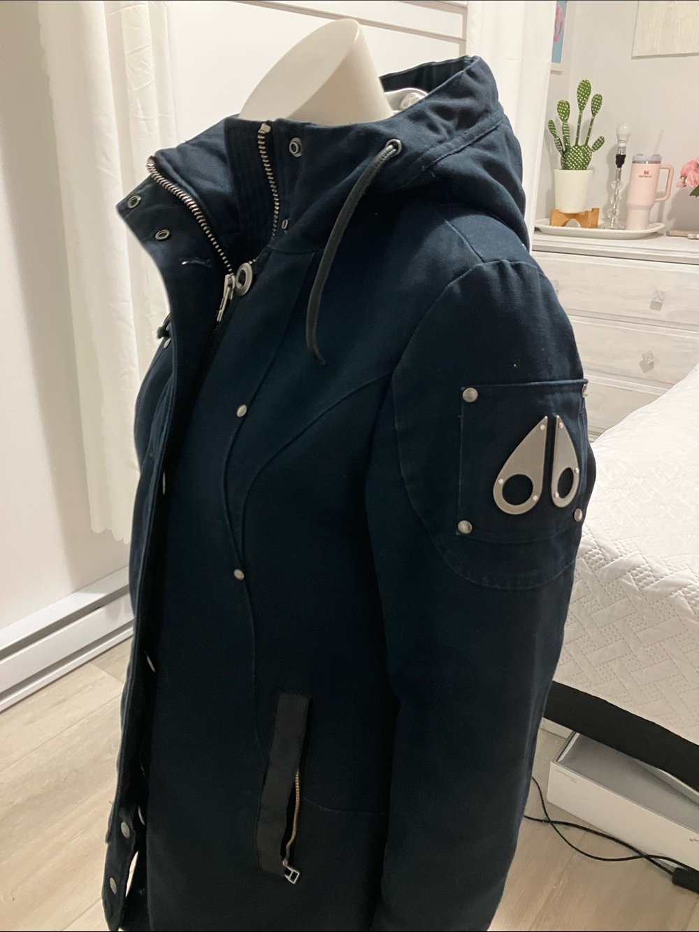 Moose Knuckles , women’s small , navy blue, utility Hooded Puffer Coat